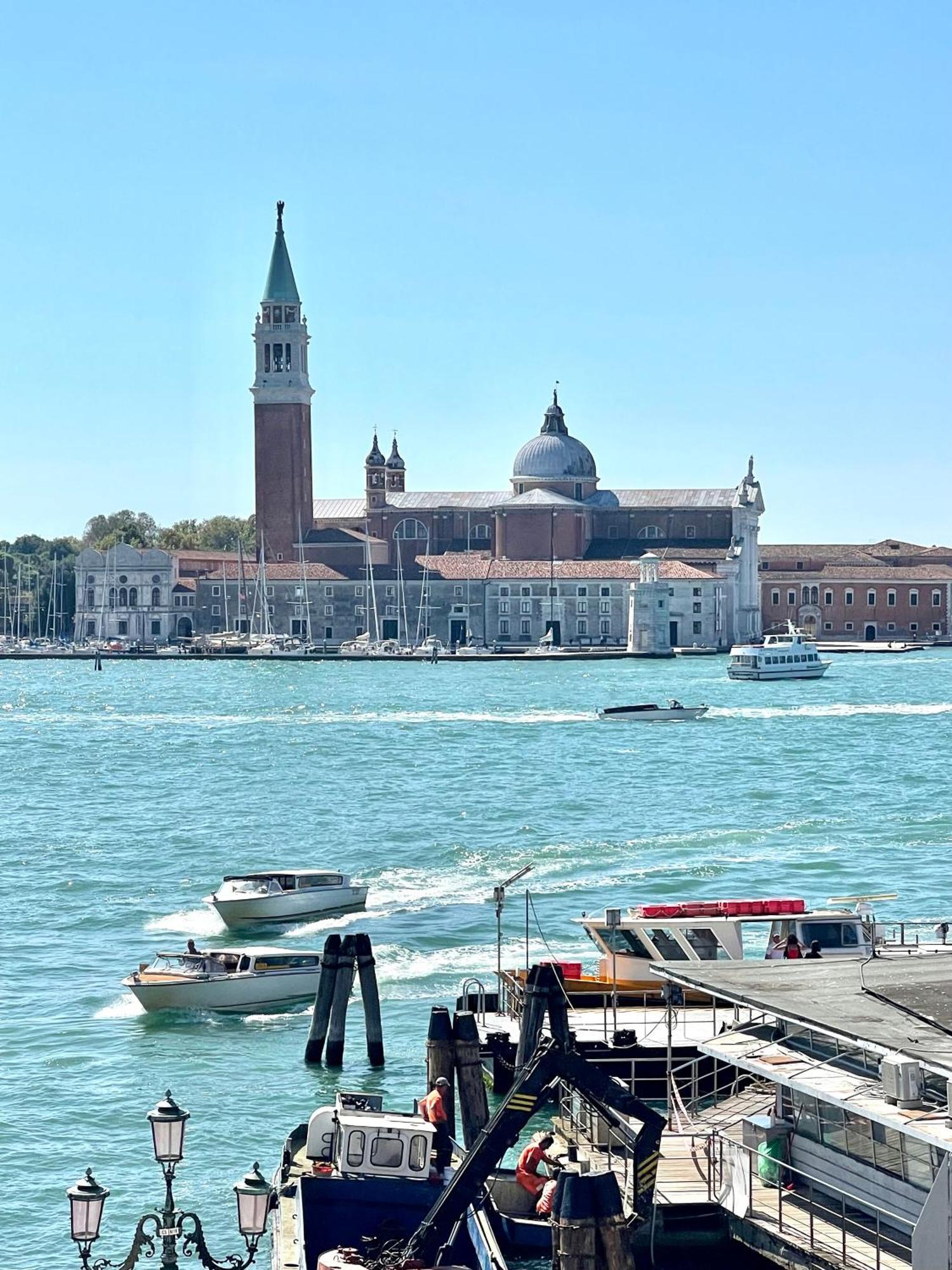ヴェネツィアThe B Collection - San Marco Riva Schiavoniアパートメント エクステリア 写真